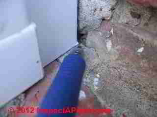 Brick wall leak at window © D Friedman at InspectApedia.com 