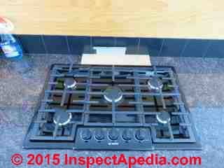 Bosch gas cooktop installed (C) Daniel Friedman