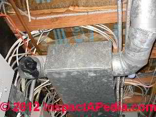 Photo of disconnected / incomplete HVAC duct (C) Daniel Friedman
