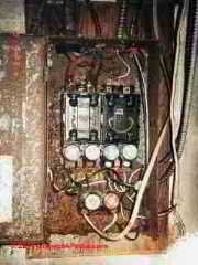 Rusty unsafe fuse panel (C) Daniel Friedman