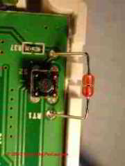 Thermistor in the 3M Filtrete room thermostat (C) Daniel Friedman