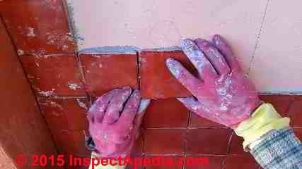 Install ceramic tile on a wall - procedure (C) Daniel Friedman