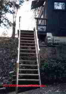 Tall entry stair (C) Daniel Friedman