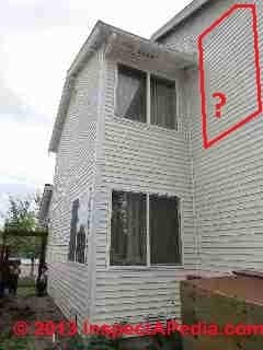 Loose buckled vinyl siding diagnosis (C) InspectAPedia JB