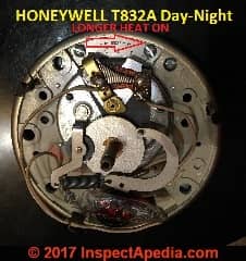 Honeywell T832A Day-Night Setback Thermostat (C) InspectApedia.com HR