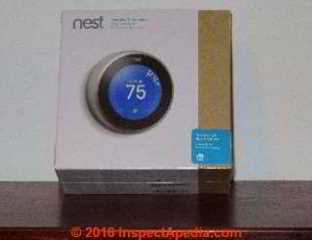 Nest 3 packaging with "new features, new design" sticker (C) Daniel Friedman