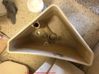 Special-shaped triangular cistern for corner toilet 1963 (C) InspectApedia.com DeWein