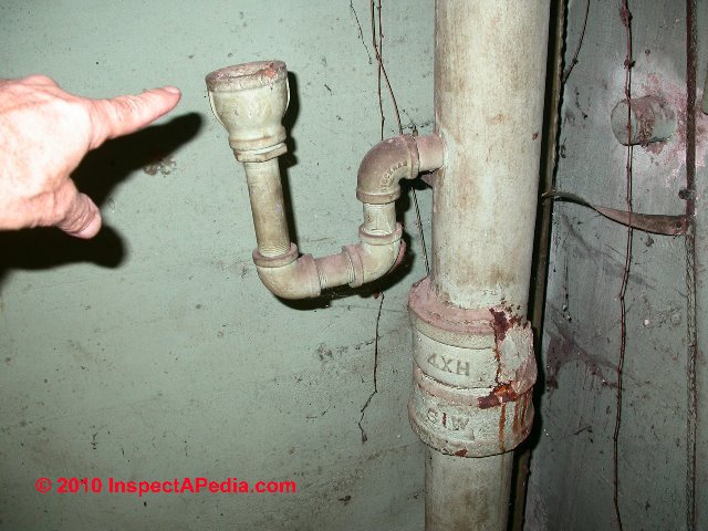 How do you find a leak in a steel drainage pipe?