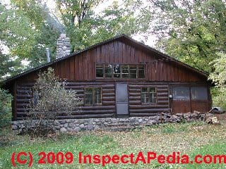 Elk Lake Michigan Log Cabin © Daniel Friedman at InspectApedia.com