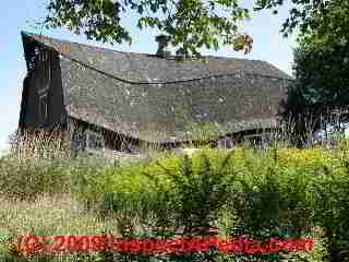 Collapsing barn © Daniel Friedman at InspectApedia.com