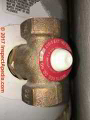 Watts 210-5 automatic gas shutoff valve on a gas fired water heater (c) InspectApedia.com DelCerro 