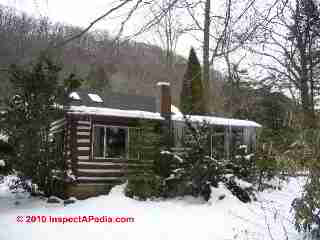 Log home in Pennsylvania © Daniel Friedman at InspectApedia.com