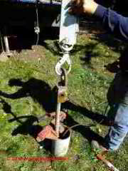 Pulling a well pipe © D Friedman at InspectApedia.com 