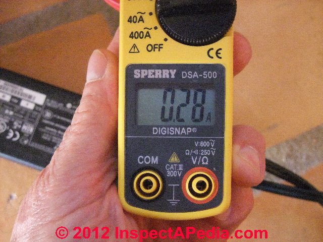 Sperry Digisnap Digital multimeter DMM reading amps or current level (C) Daniel Friedman