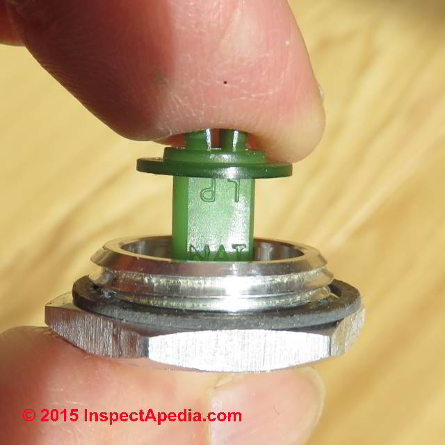 Bosch gas cooktop regulator fuel conversion from Natural Gas to LP Gas (C) Daniel Friedman