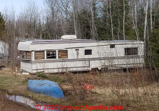 Abandoned mobile home (C) Daniel Friedman at InspectApedia.com Minnesota