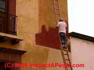 Stucco wall paint in San Miguel de Allende Mexico (C) Daniel Friedman