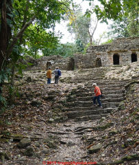 Uneven stairs, Yaxchilan Chiapas Mexico (C) Daniel Friedman at InspectApedia.com