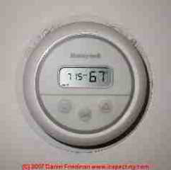 Photograph of the indoor thermostat for an air conditioning residential system