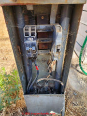 damaged Zinsco electrical panel (C) InspectApedia.com Shana D