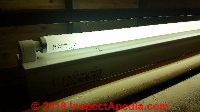 Flickering Fluorescent Light Diagnose Fix Flickering Fluorescent Lights