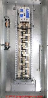 Westinghouse FD3040 electrical panel identification photo (C) InspectApedia.com