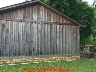 Black stains on cypress board siding, Arkansas (C) InspectApedia RH