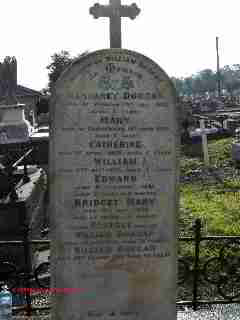 Photos of Australian tombstone before and after cleaning 