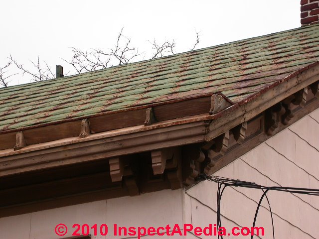 Gutter Leaks And Defects Photo Guide To Roof Gutters Gutter Clogs Leaks Overflows Coming Loose And Roof Gutter Repairs