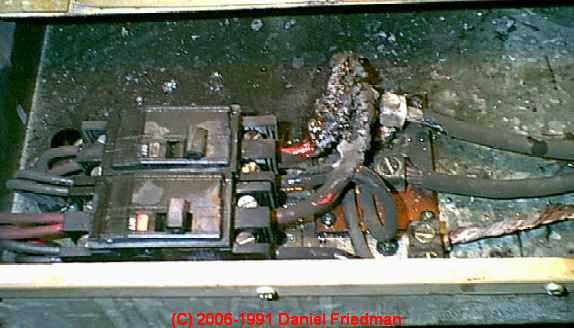 Federal Pacific Electric FPE Stab-Lok® Panel Circuit Breaker Hazard ...