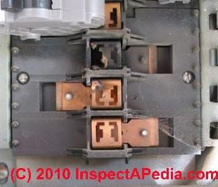 FP electrical panel bus design layout (C) InspectApdia.com DF