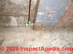 AquaElectric heating system ca 1972 (C) InspectApedia.com Larry Transue  BPG Home Inspections