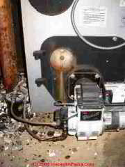 Dual oil line hookup at oil burner © D Friedman at InspectApedia.com 