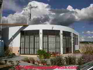 Passive solar house by Denise Aughtman in San Miguel de Allende Mexico (C) Daniel Friedman