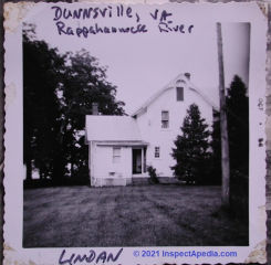 Lindan house, Dunnsville Virginia on the Rappahannock river, in 1956 (C) Daniel Friedman at Inspectapedia.com 