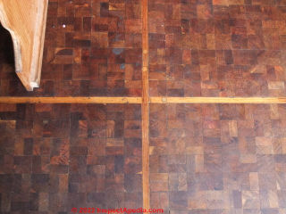 Butcher-block parquet flooring in Tlaxcala Mexico (C) Daniel Friedman at InspectApedia.com