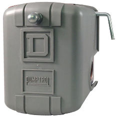Pumptrol water pressure control switch with low water cut out safety feature - at Inspectapedia.com