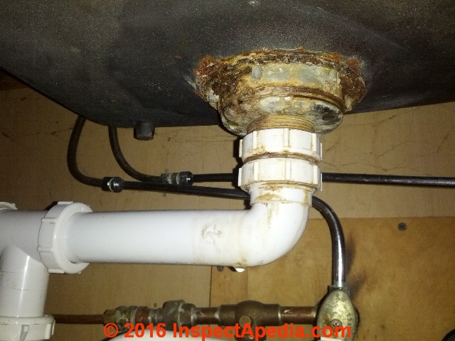 Leaking Waste Pipe Under Kitchen Sink Things In The Kitchen   Sink Drain Leaks 0128 DJFs 