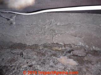 Cold pour joint in a concrete foundation wall (C) InspectApedia Jing