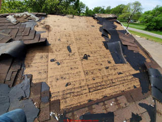 Fiberboard roof nail base 3" thick 2x8 foot panels (C) InspectApedia.com Pryor M
