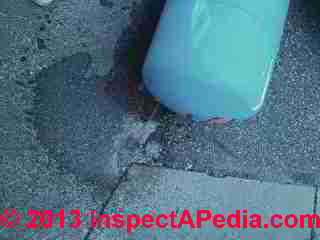 Water pressure tank bladder leak test (C) InspectApedia